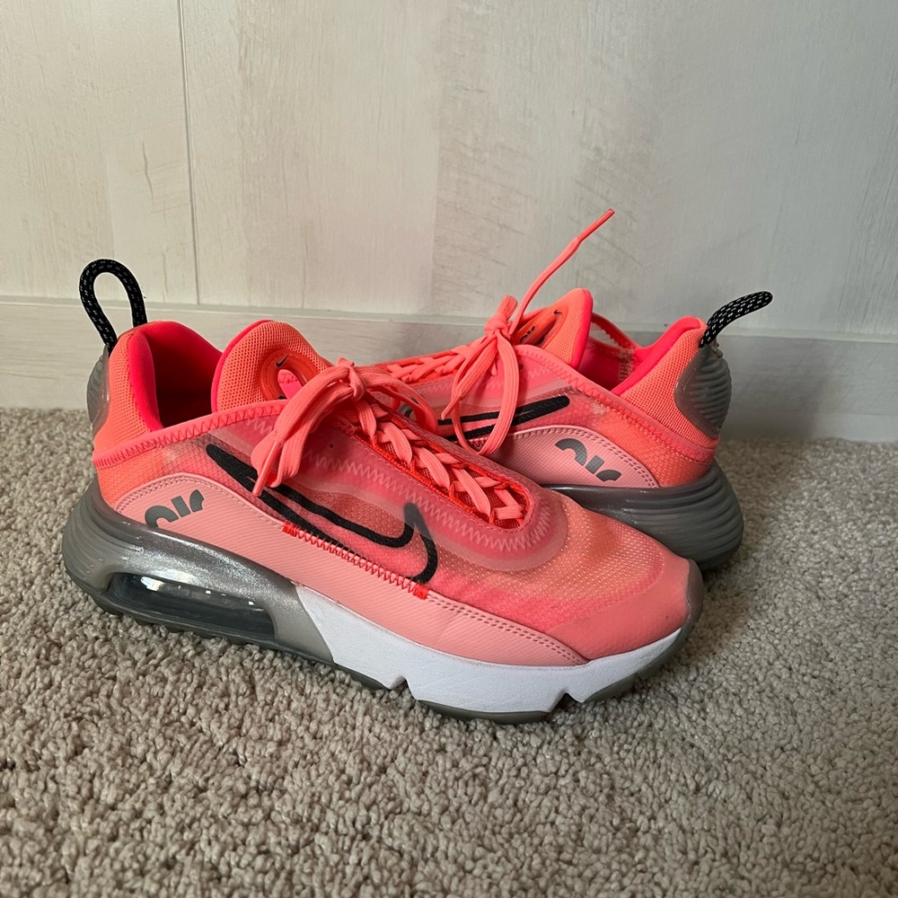 Nike 2090s